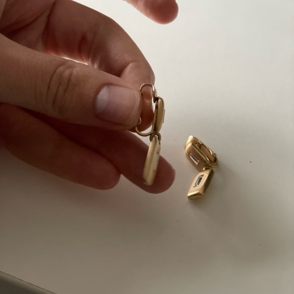 Incredible rectangle diamond vintage clip on earrings - Picture 3 of 5